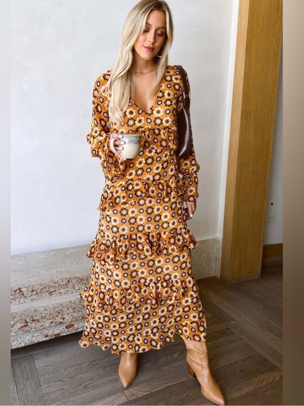 Show me Your Mumu Fleetwood Maxi Dress in Aurora Floral Size XL